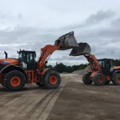Nieuwsbericht: De Drentse Recycling Maatschappij neemt tweede Hitachi in gebruik