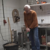 Nieuwsbericht: Mangeler scheidt betonpuin in zand, grind en fijne vulstof.